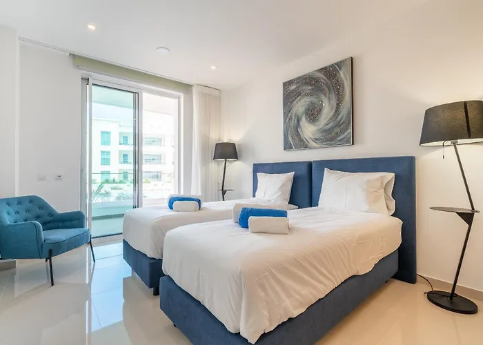 Lagos Marina View 4 With Pool By Homing