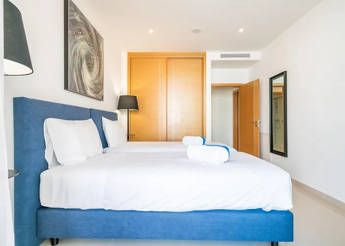 Lagos Marina View 4 With Pool By Homing