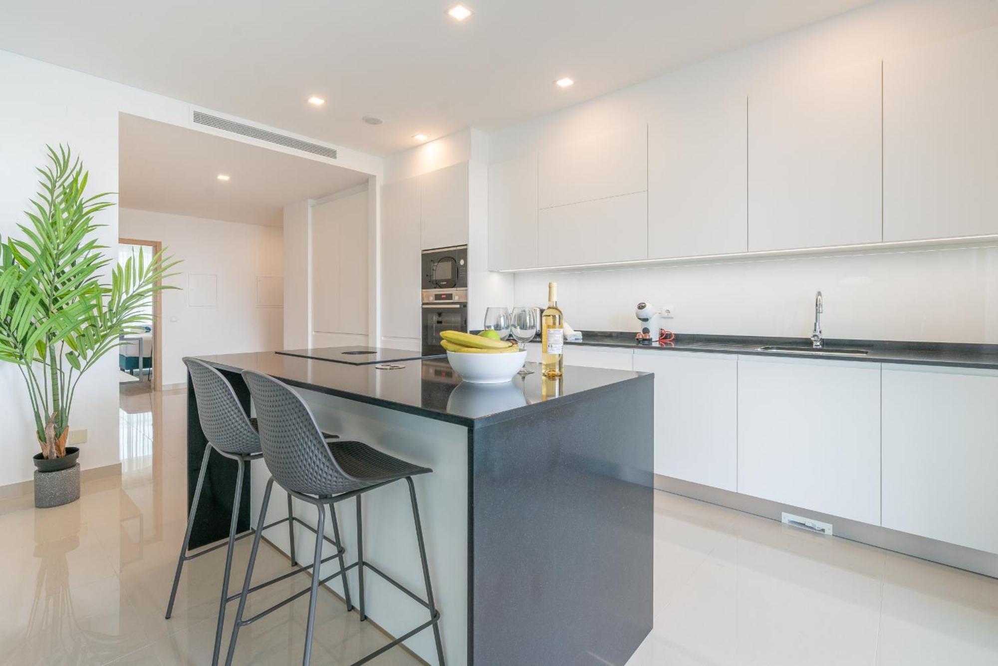 Apartment Marina View 4 With Pool By Homing Lagos