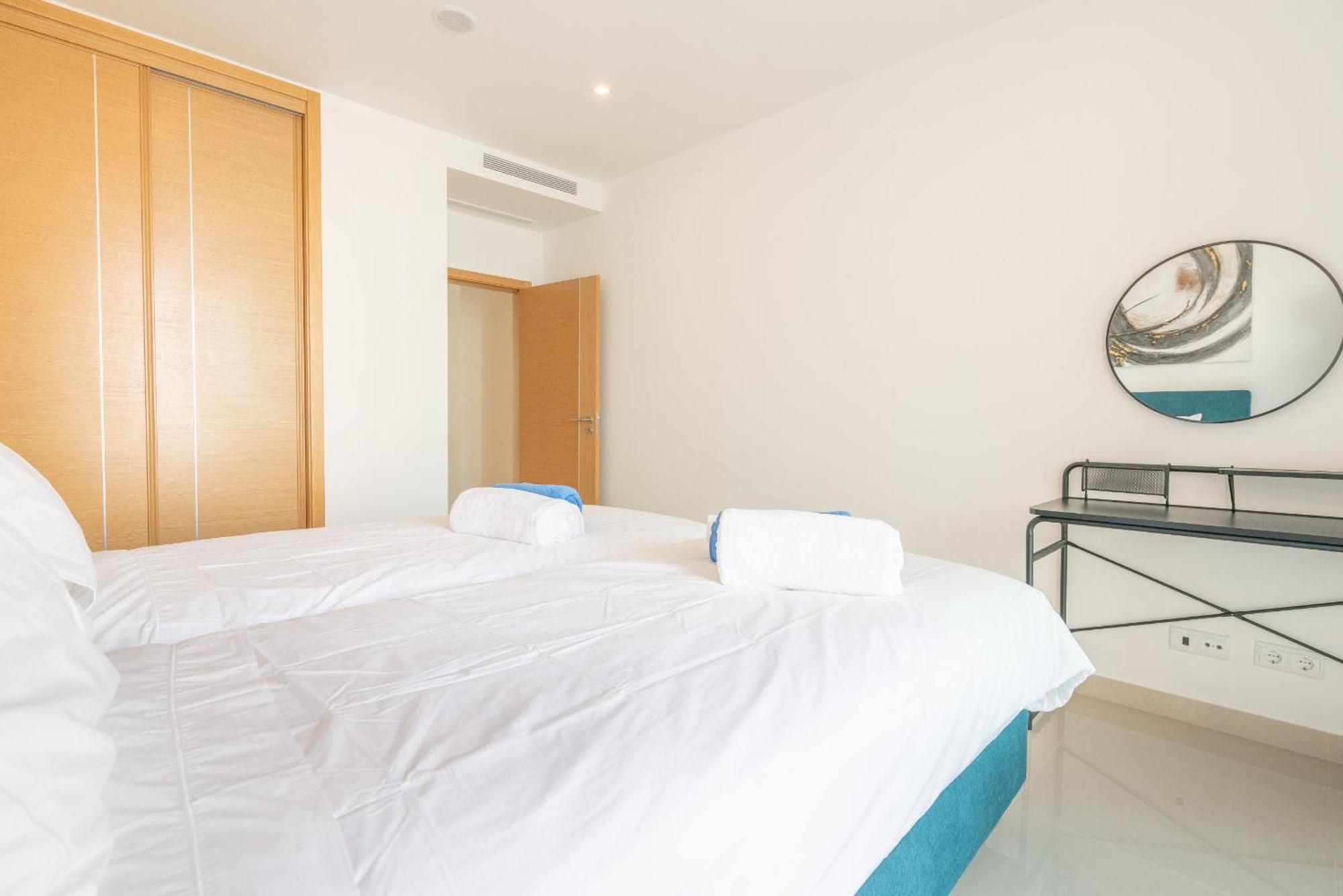 Marina View 4 With Pool By Homing Apartment