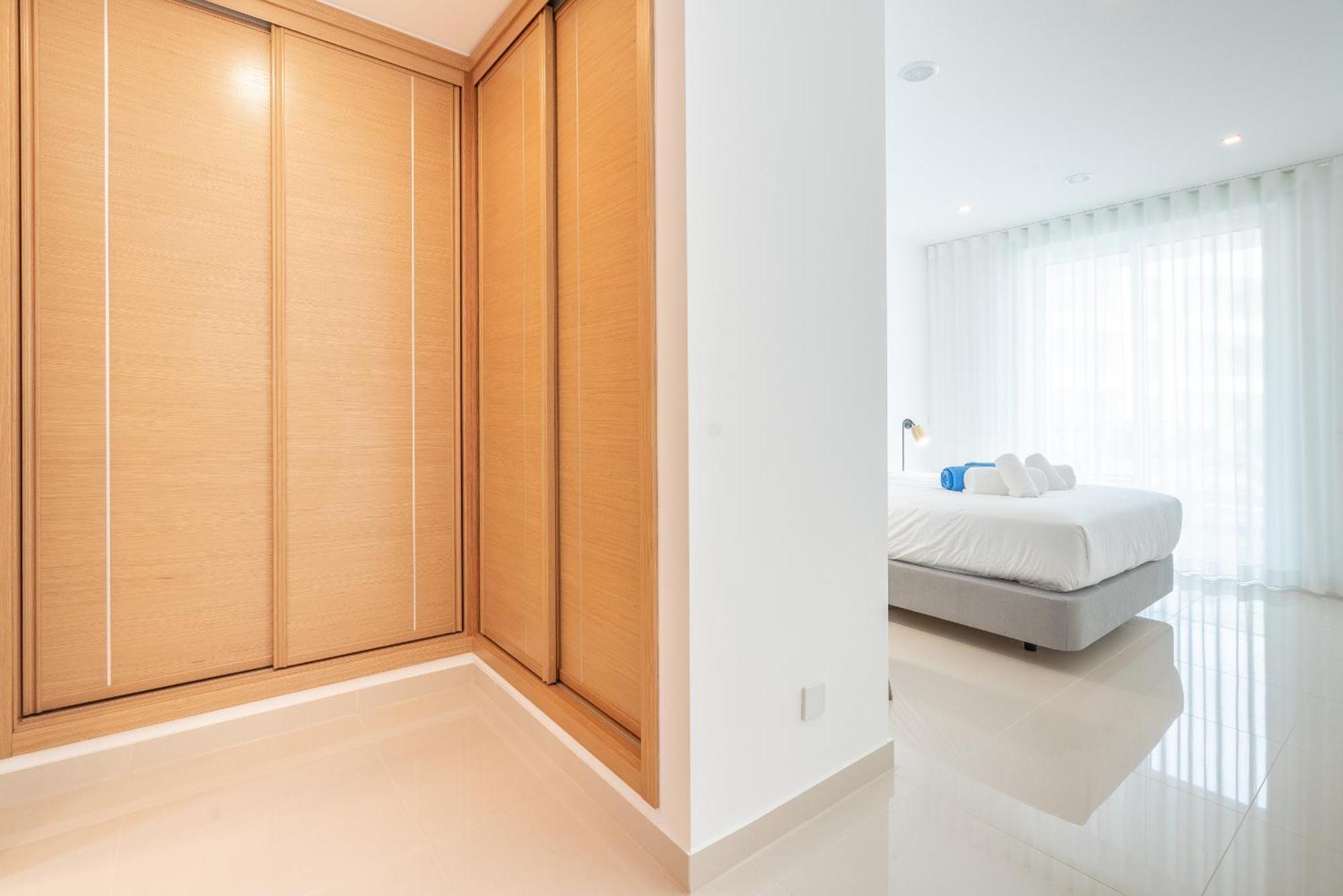 Apartament Marina View 4 With Pool By Homing *