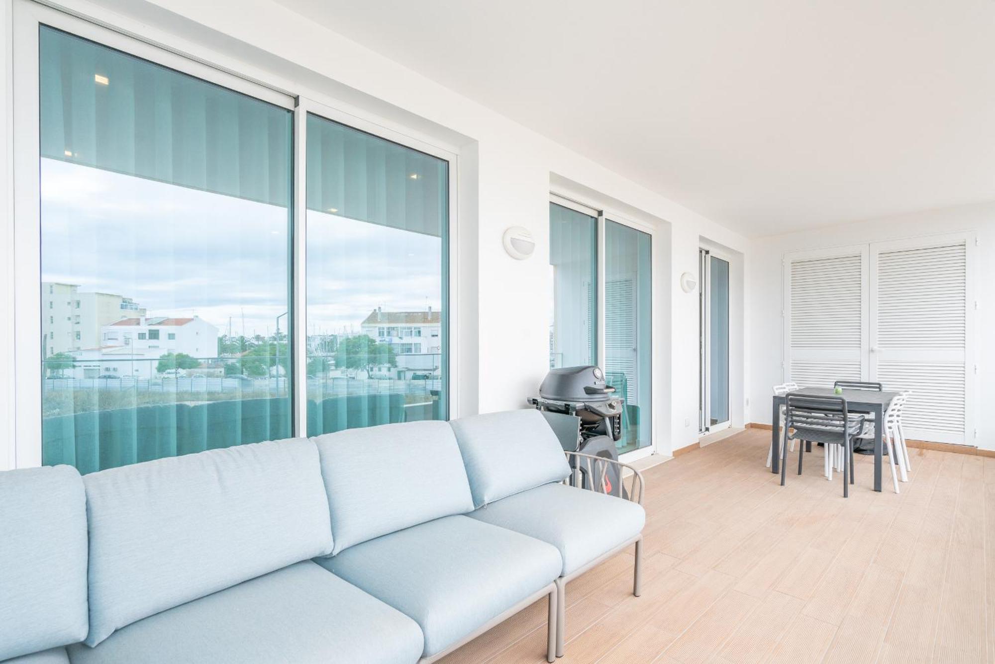 Marina View 4 With Pool By Homing Apartment Lagos